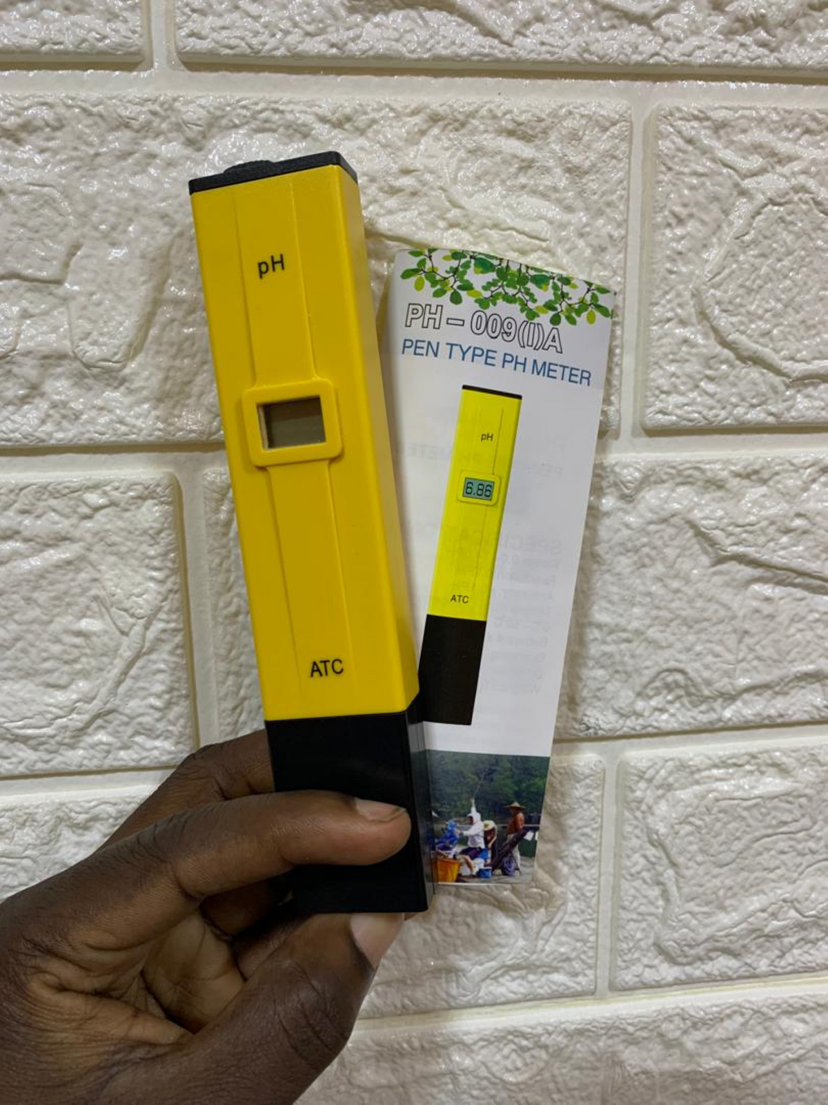 What is the price of Pen type PH meter PH-009 IA in Kampala