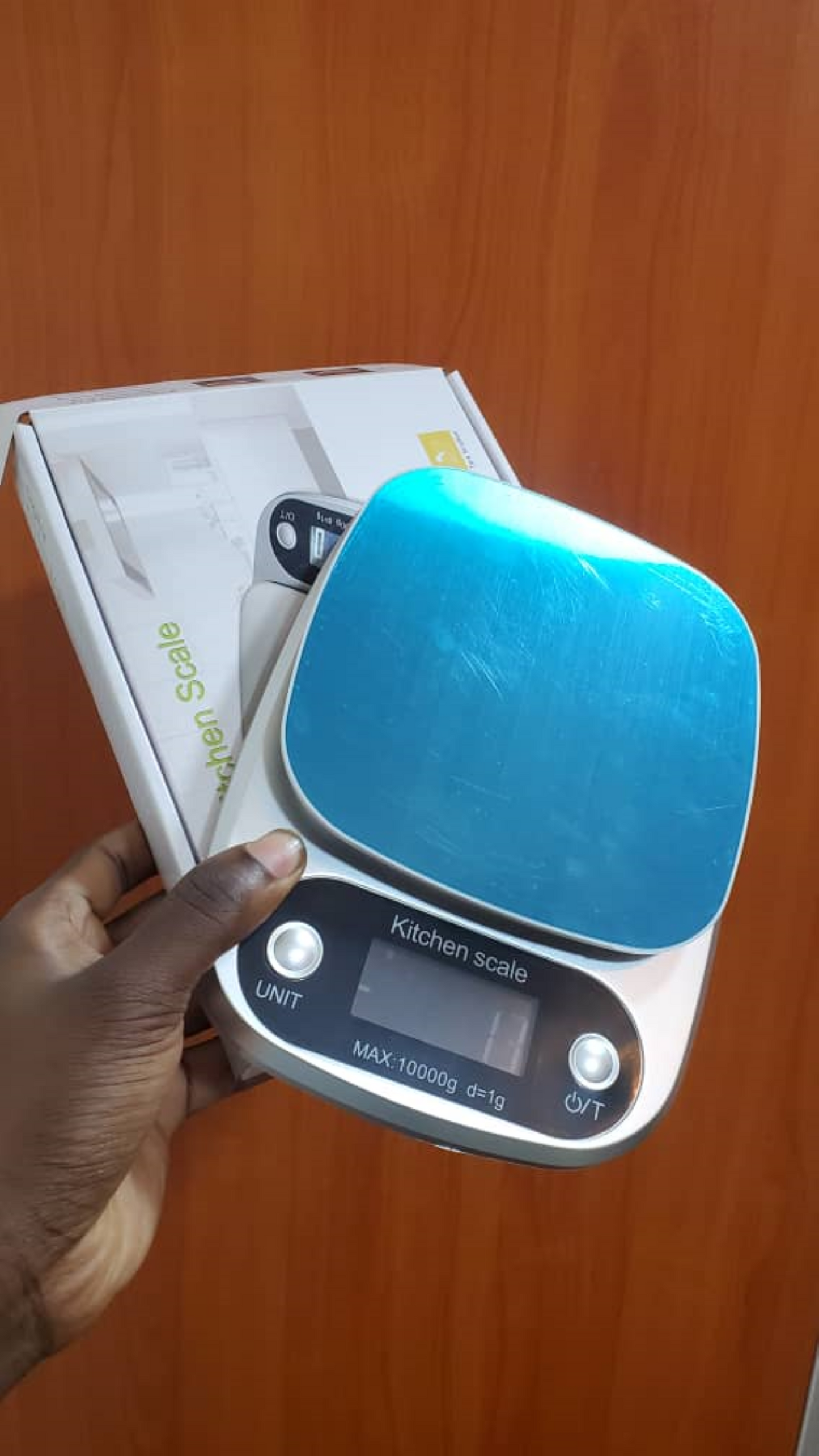 What is the price of IF1976 Electronic Kitchen Weighing Scale 14191-2103B in Kampala