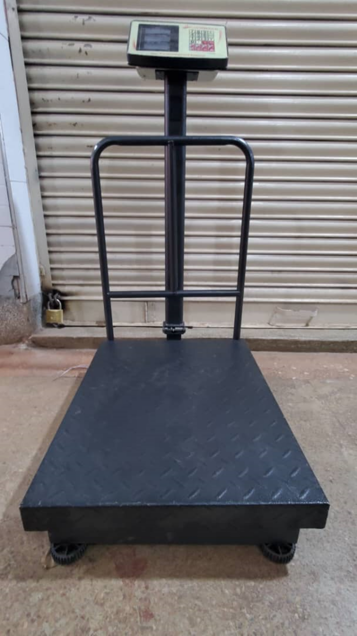 Supplier of TCS 300kg Platform Weighing Scales in Uganda
