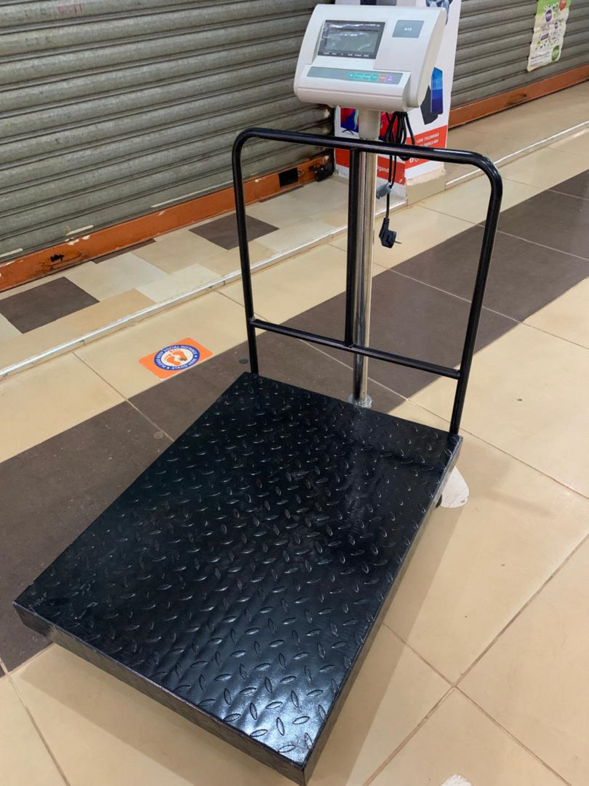 How much is TCS 400kg Platform scal in Uganda
