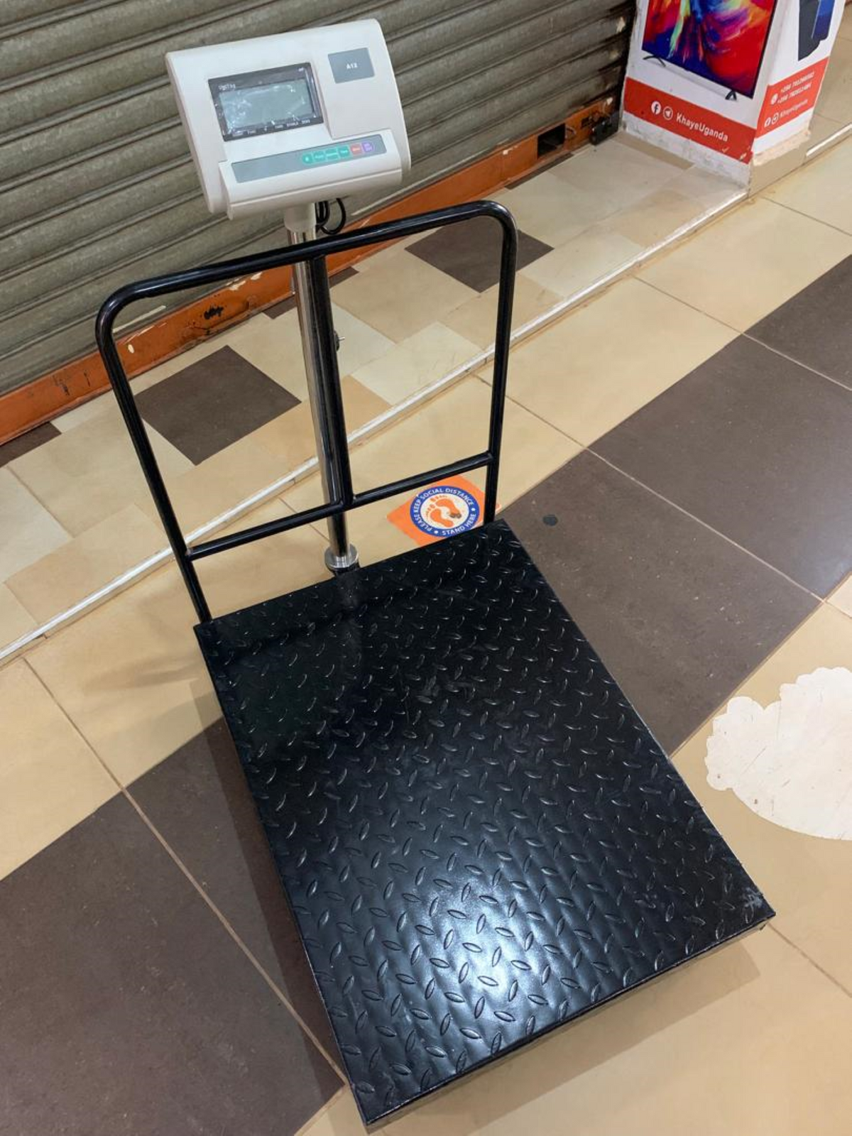 TCS 400kg Platform Weighing Scales store in Uganda