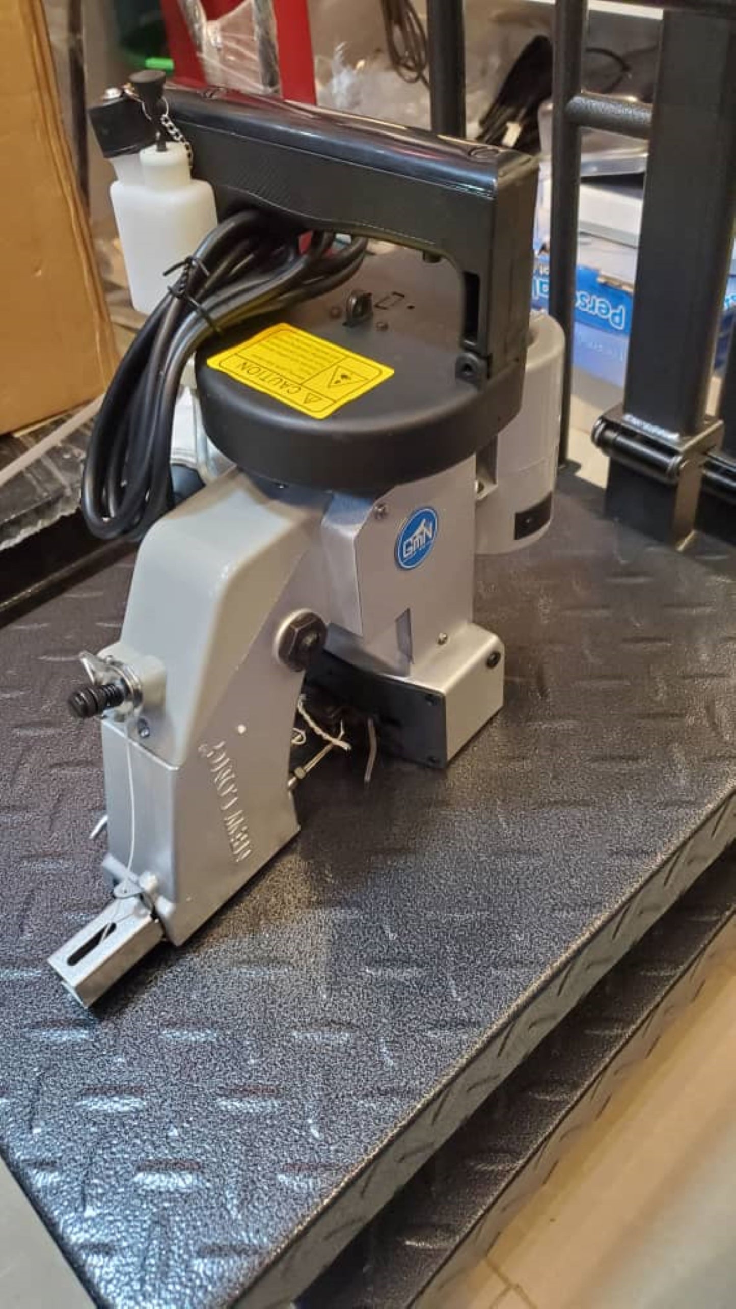 Easy-To-Use Portable Bag Closing Machines In Uganda