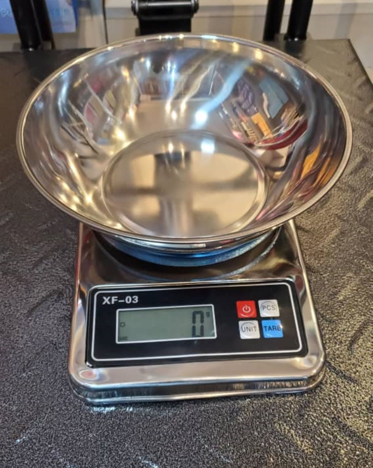 Supplier of Stainless Kitchen Weighing Scale XFO3 in Uganda