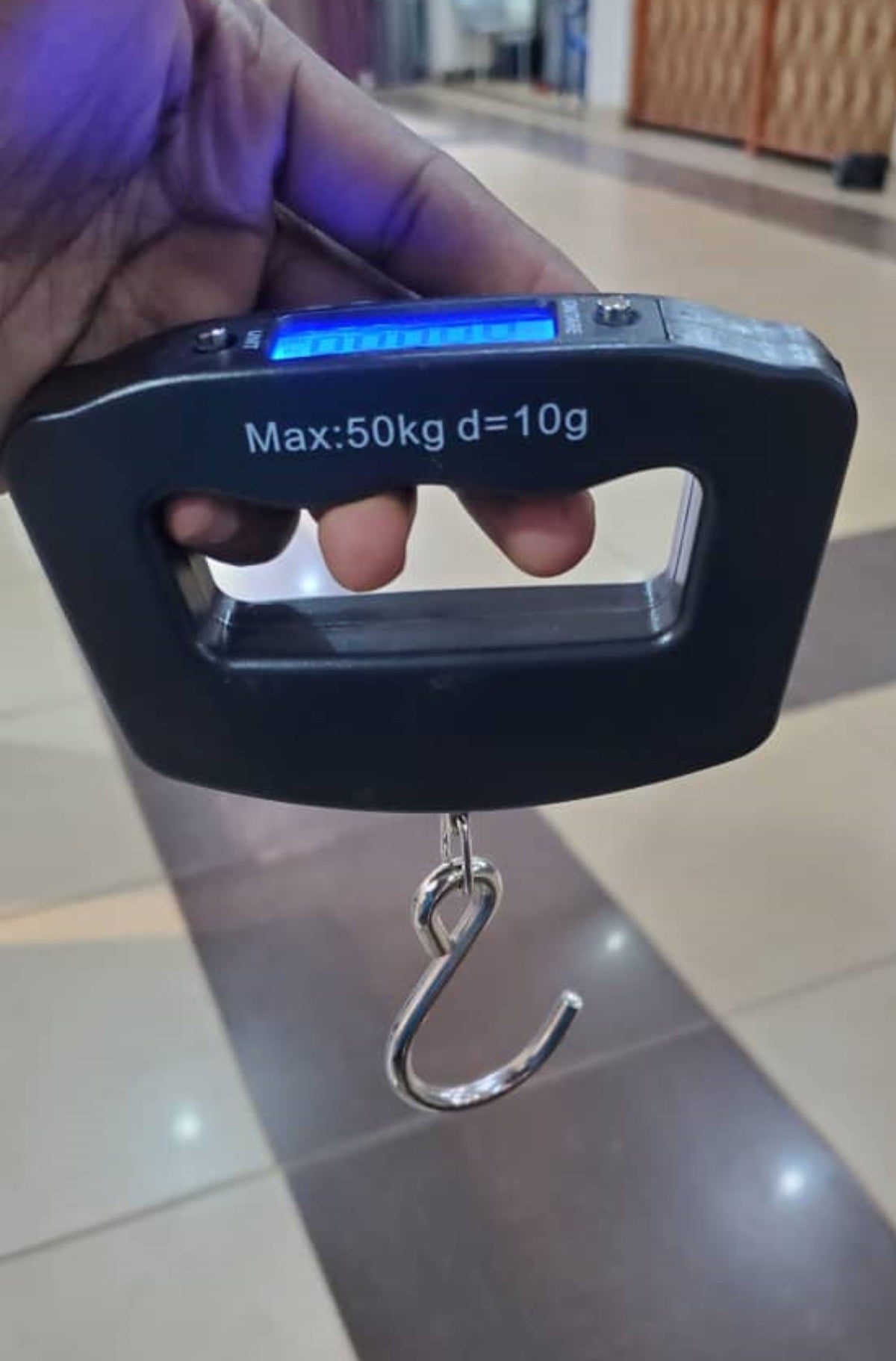 How much is Electronic Luggage Weighing Scale Grey and Blue Box in Uganda