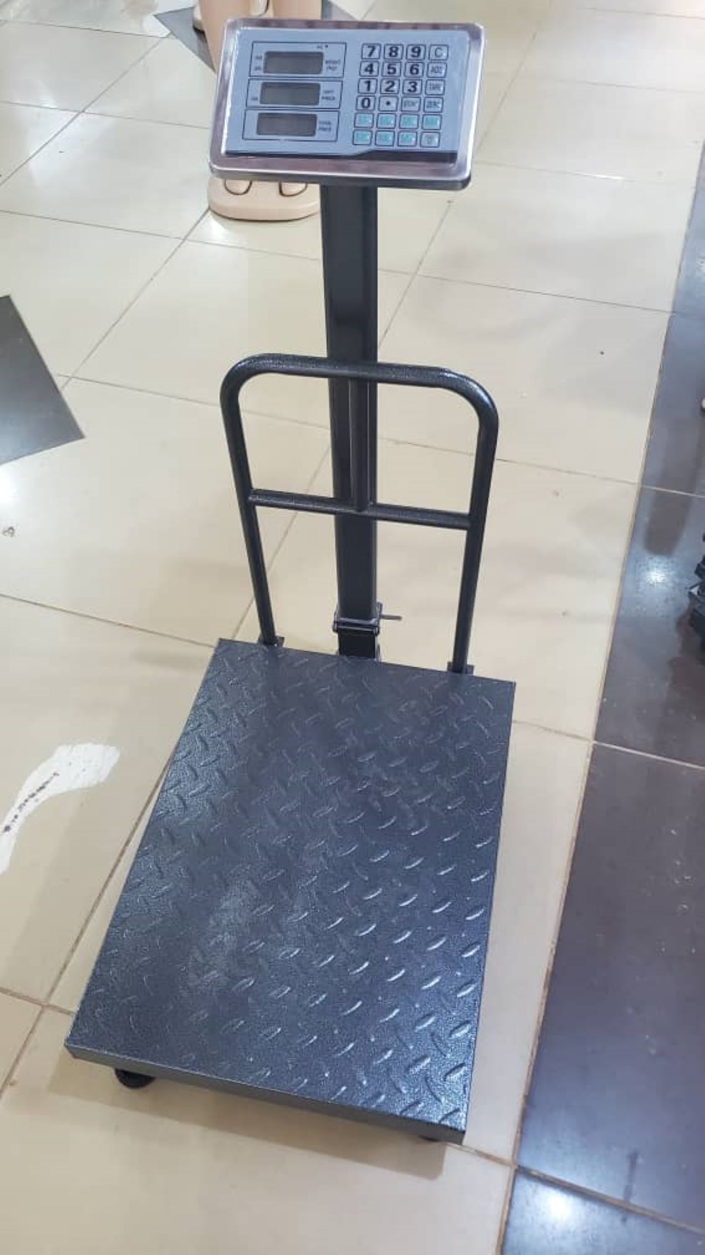 Leading Edge 200kg Digital Weighing Scale In Uganda