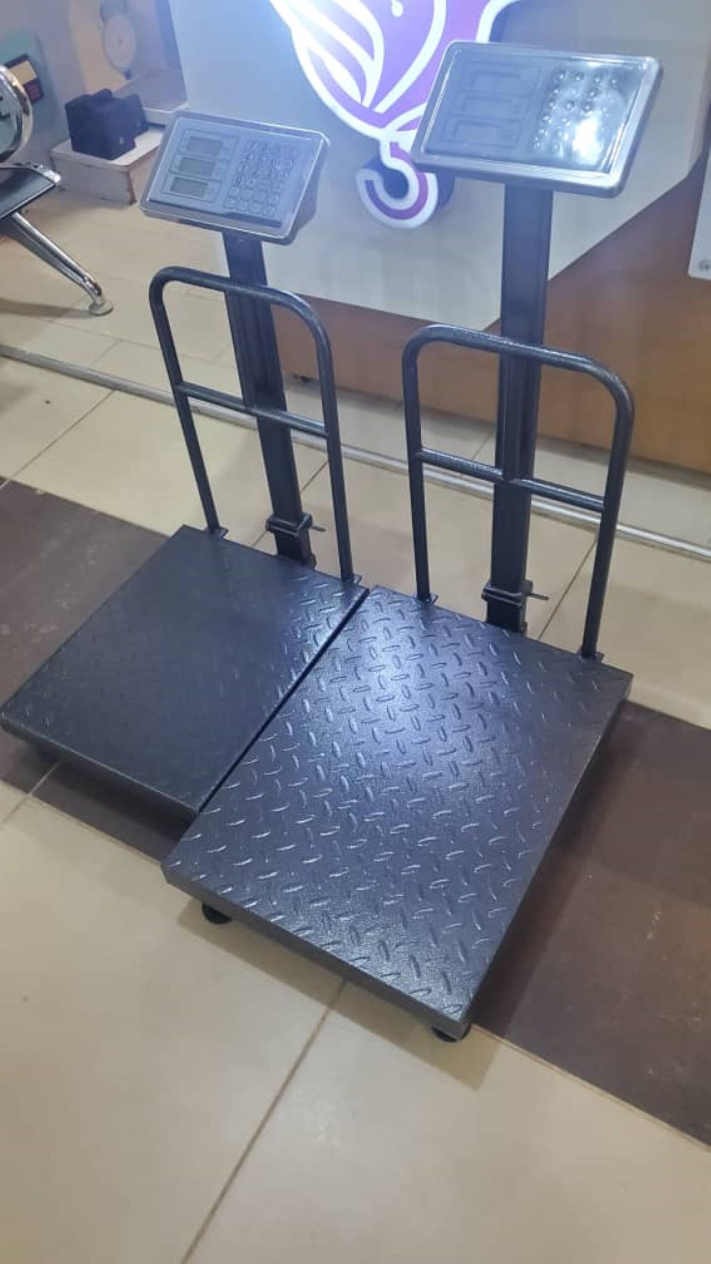 Leading Edge 400kg Digital Weighing Scale In Uganda