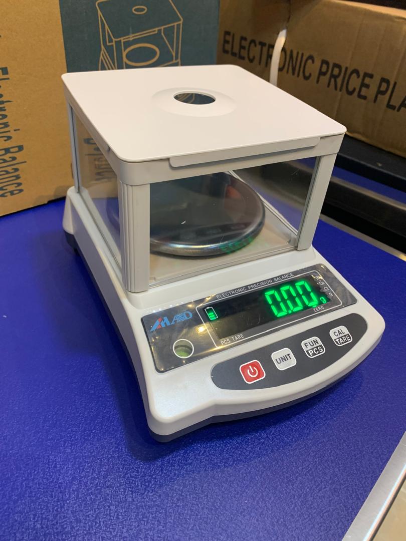 What is the price of Precision electronic balance weighing scale in Kampala Uganda