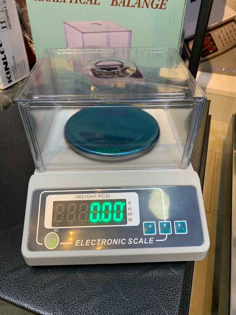 Precision electronic balance weighing scale shop in Kampala Uganda