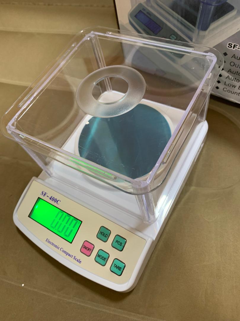 Supplier of Precision electronic balance weighing scale in Kampala Uganda