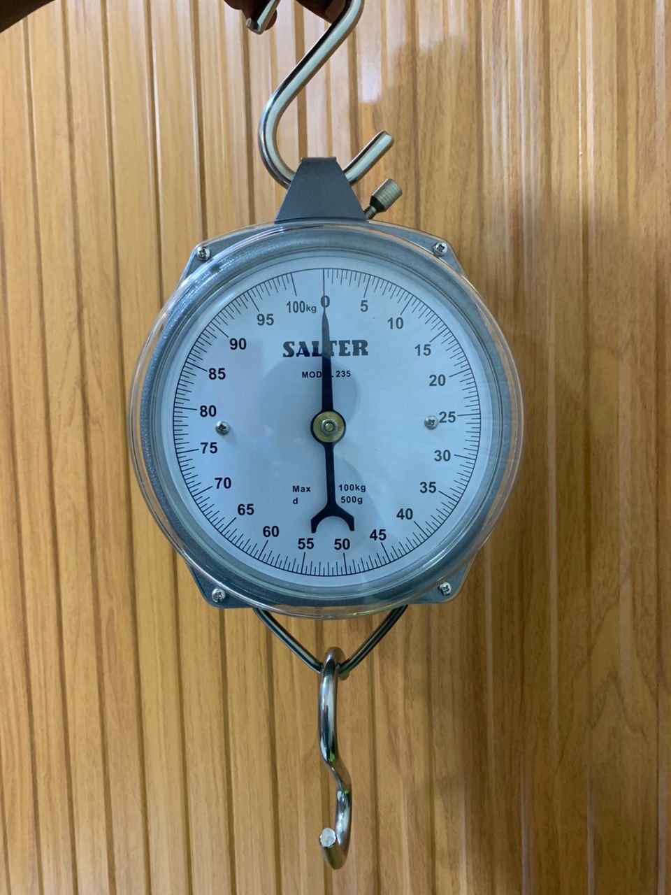 How much are Salter light duty Weighing Scale in Uganda