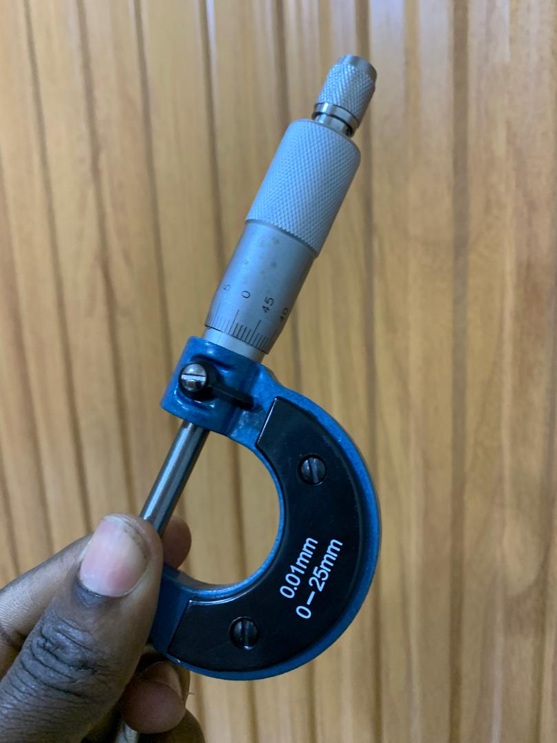 How much are Small screw gadge in Uganda