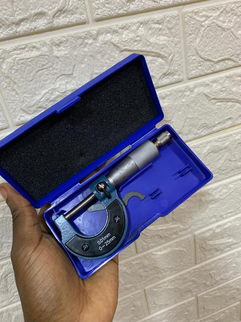 Where to buy Small screw gadge in Uganda