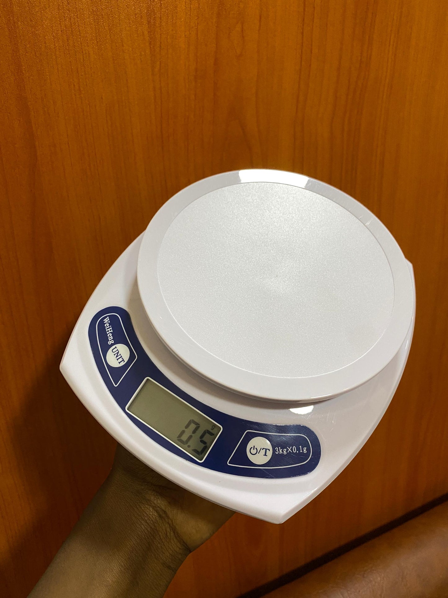 What are the prices of Electronic Kitchen Weighing Scale Marron Box near me in Uganda