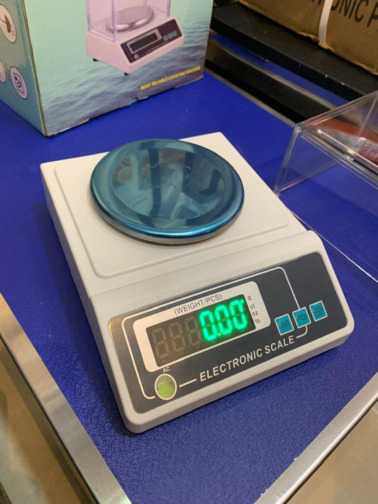 1000g Ultra Efficient Digital Weighing Scale In Uganda