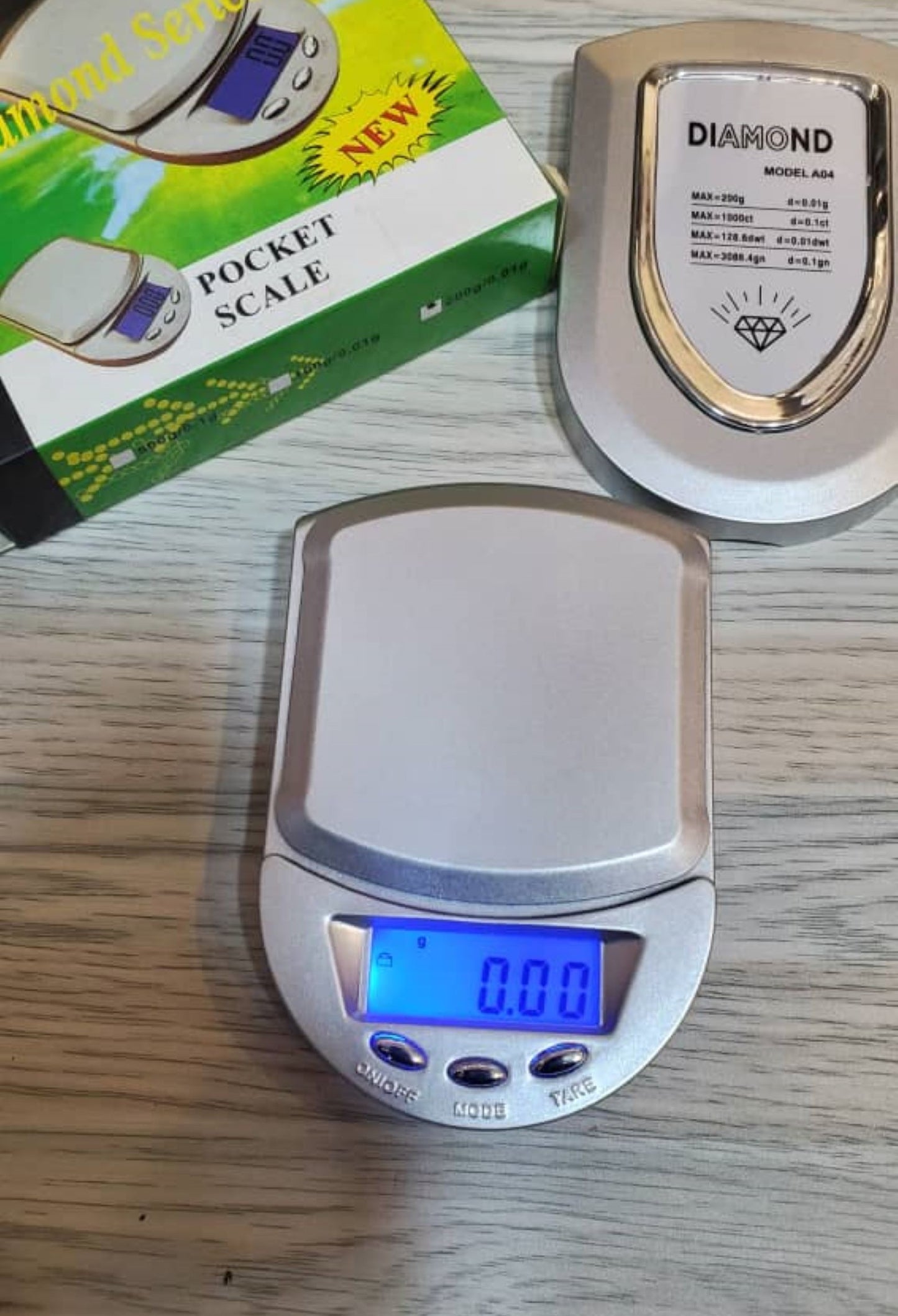 Where can I buy Diamond Series A04 Weighing Scale in Kampala