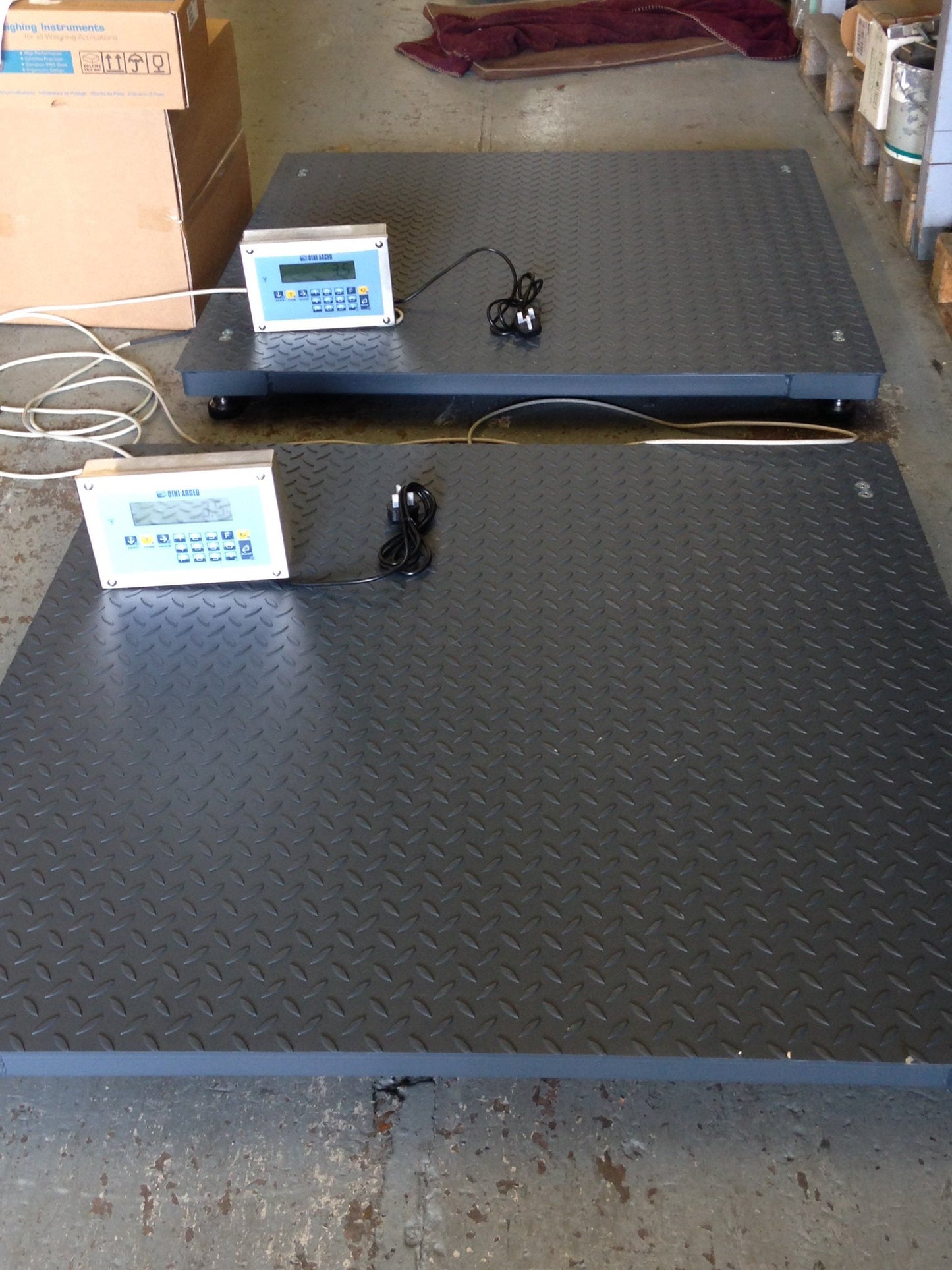 1TON Superior Build Digital Weighing Scale In Uganda