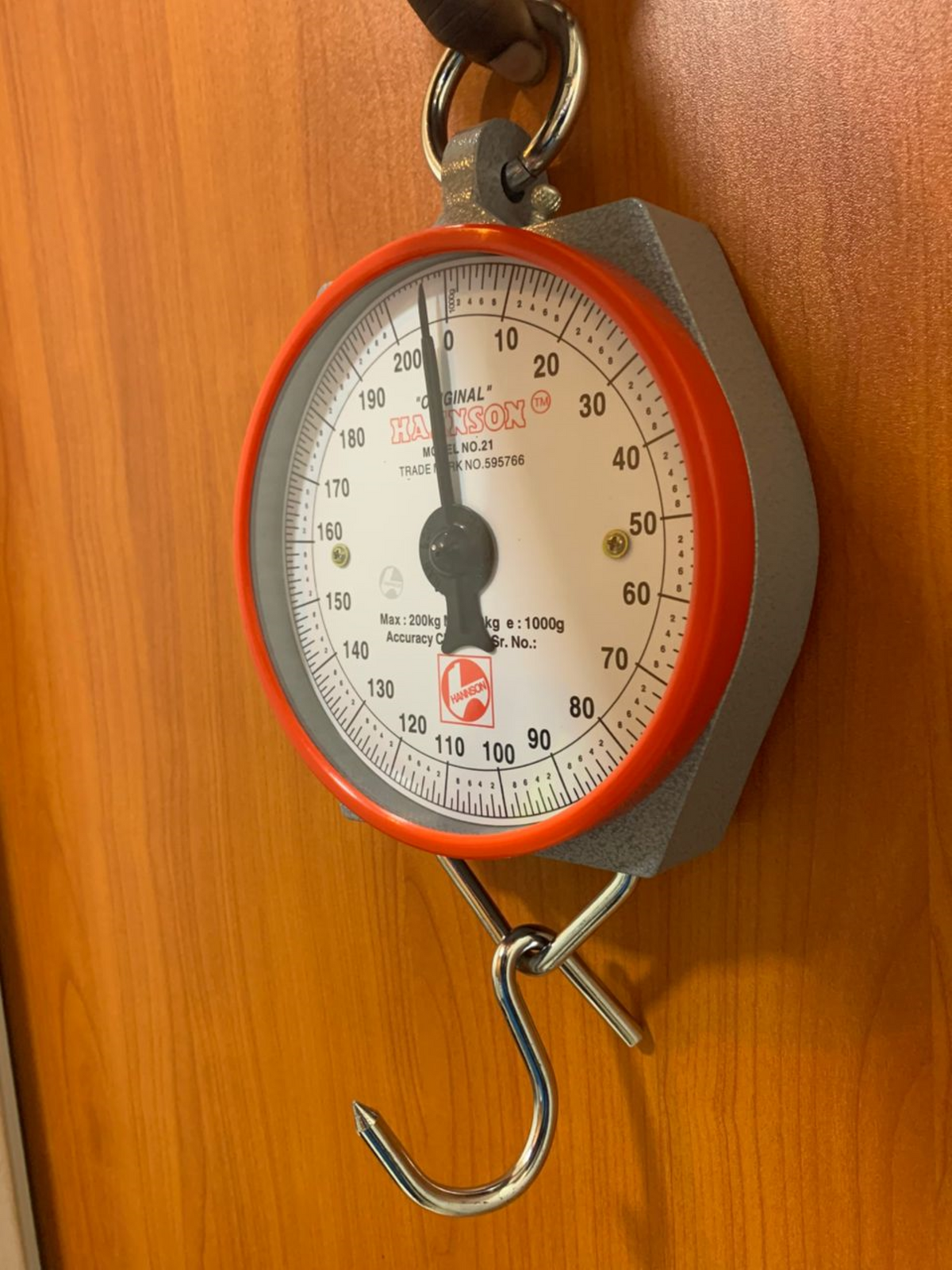 Where can I buy Hanson hanging weighing scale in Kampala