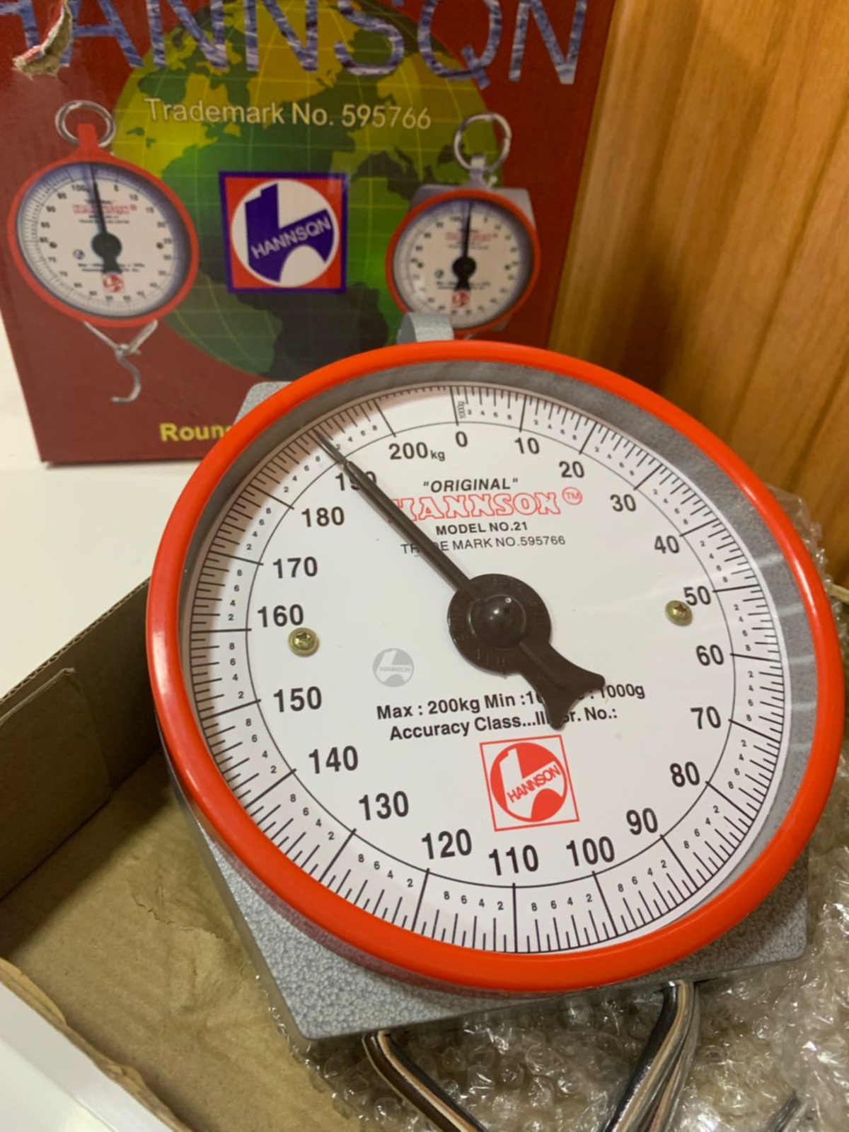 Supplier of Hanson hanging weighing scale in Uganda