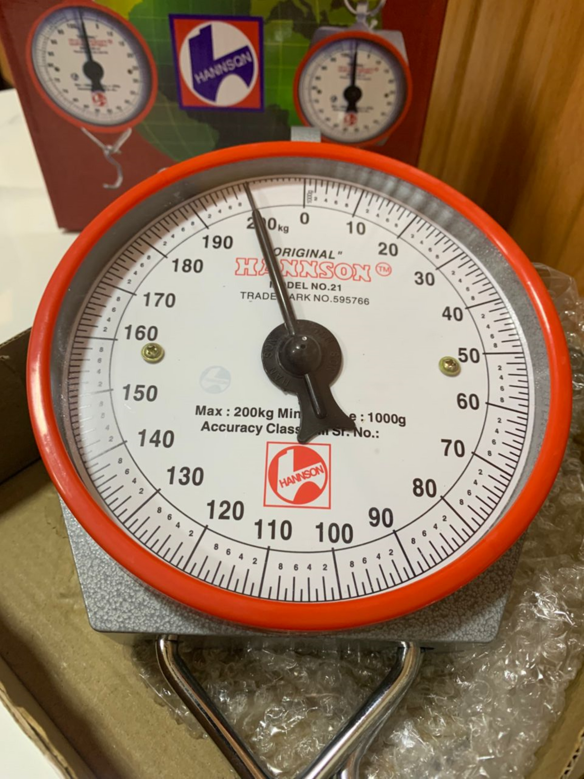 Where to buy Hanson hanging weighing scale near me in Kampala Uganda