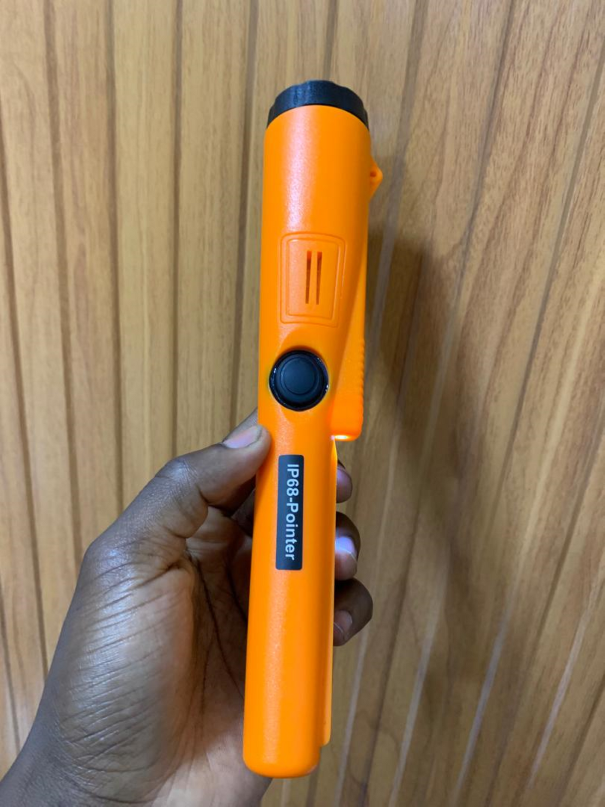 Cost of Pin pointer metal detector in Uganda