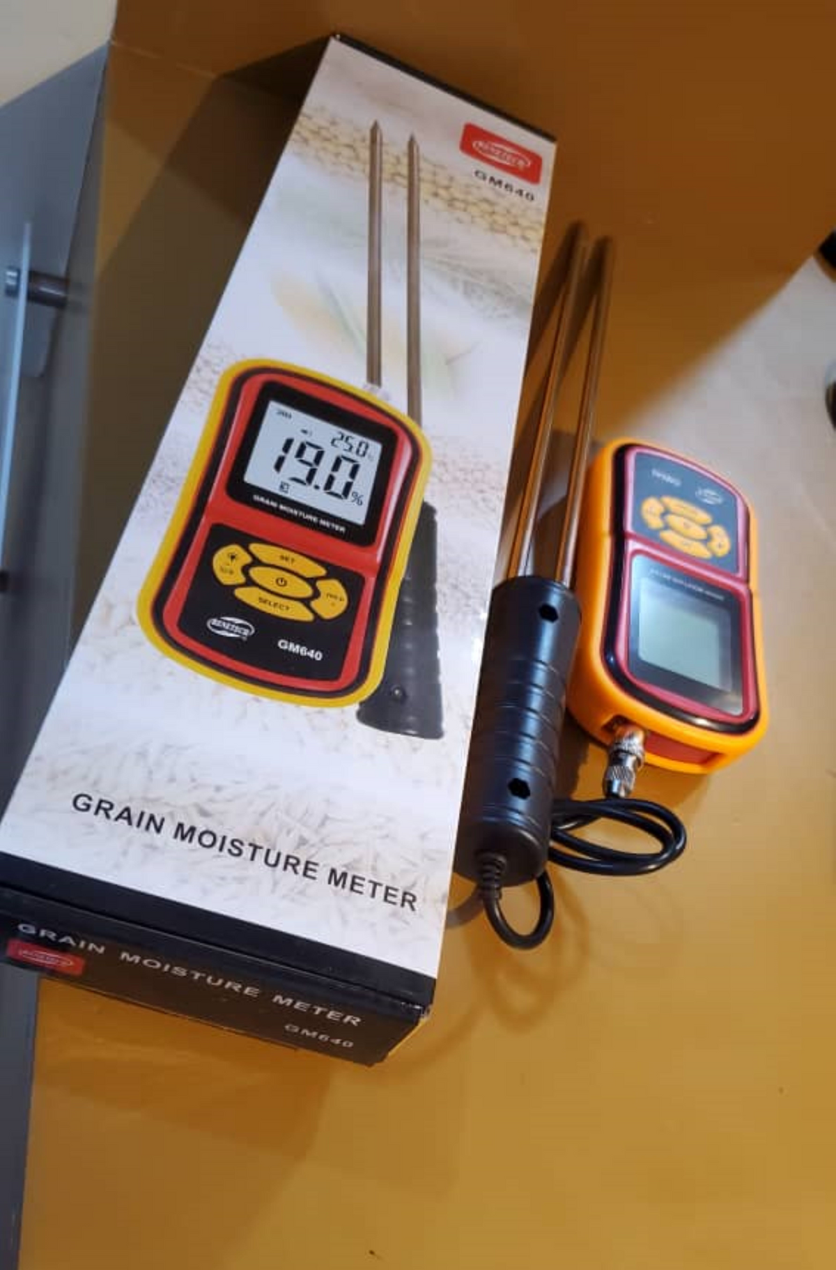 What are the prices of Benetech Grain Moisture Meter GM 640 near me in Kampala