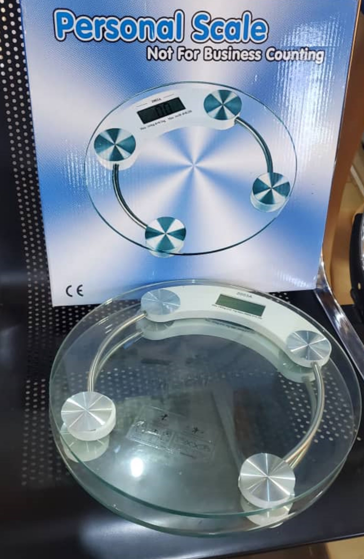 How much are Glass personal weighing scale  in Kampala