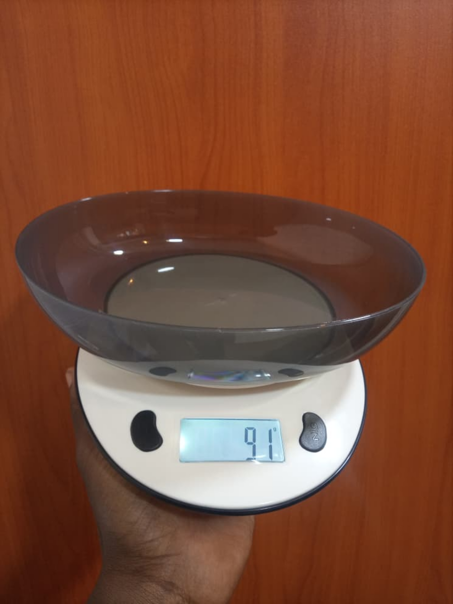 How much is Kitchen Scale SH-125 brown and white box in Kampala