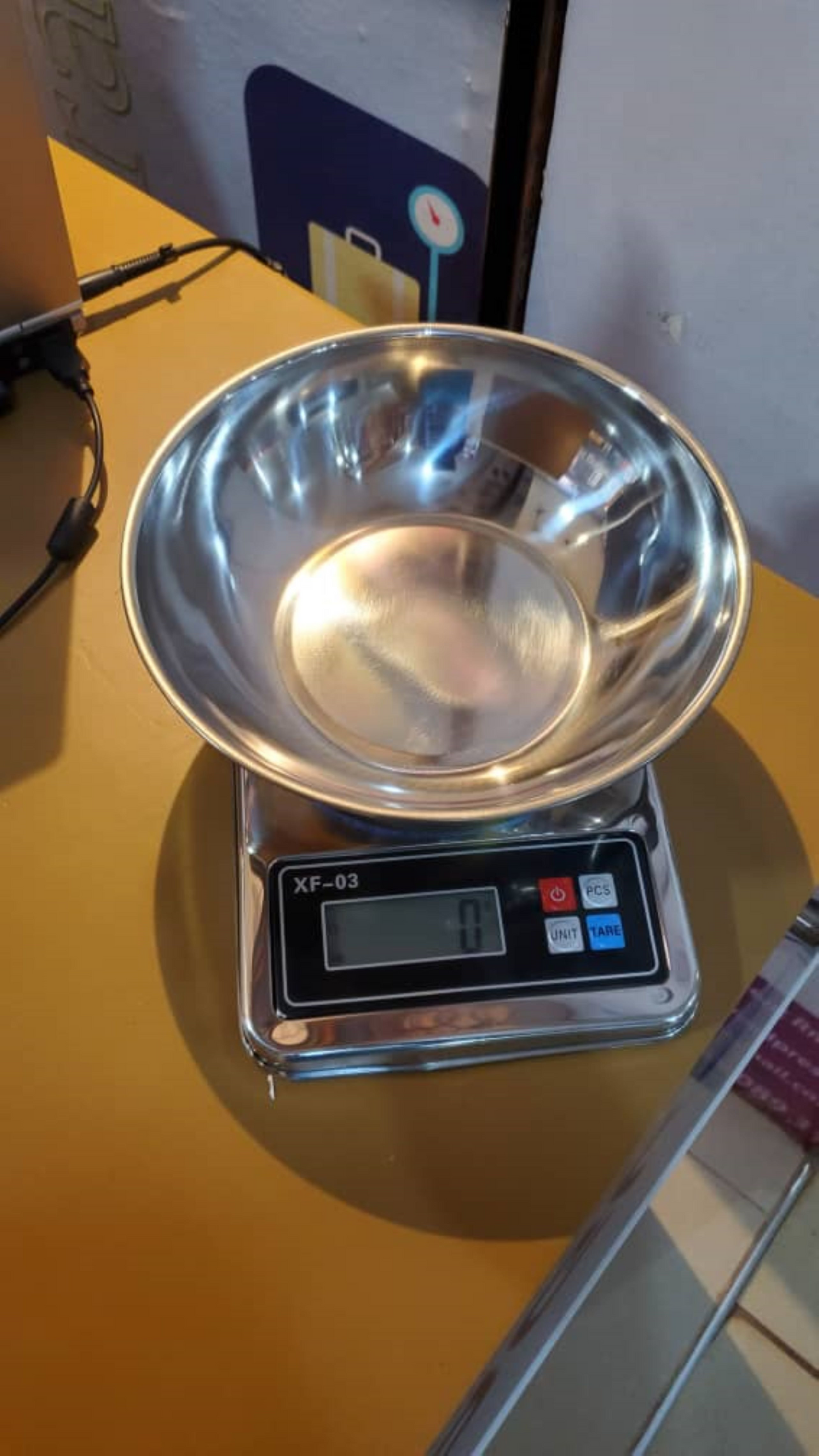 What are the prices of Stainless Kitchen Weighing Scale XFO3 near me in Kampala Uganda