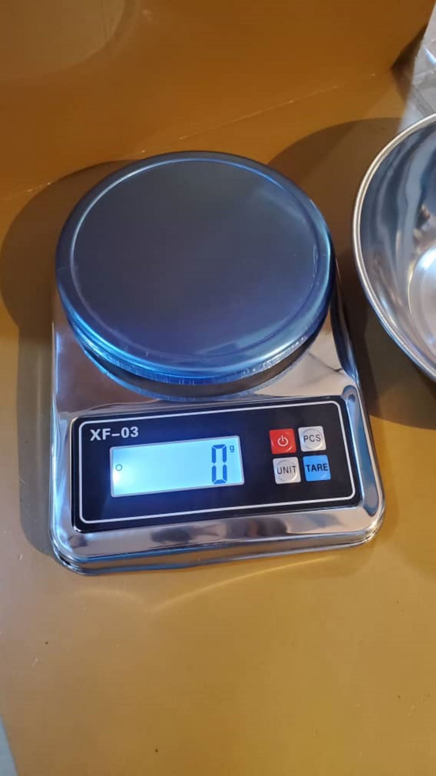 How much are Stainless Kitchen Weighing Scale XFO3 in Kampala Uganda