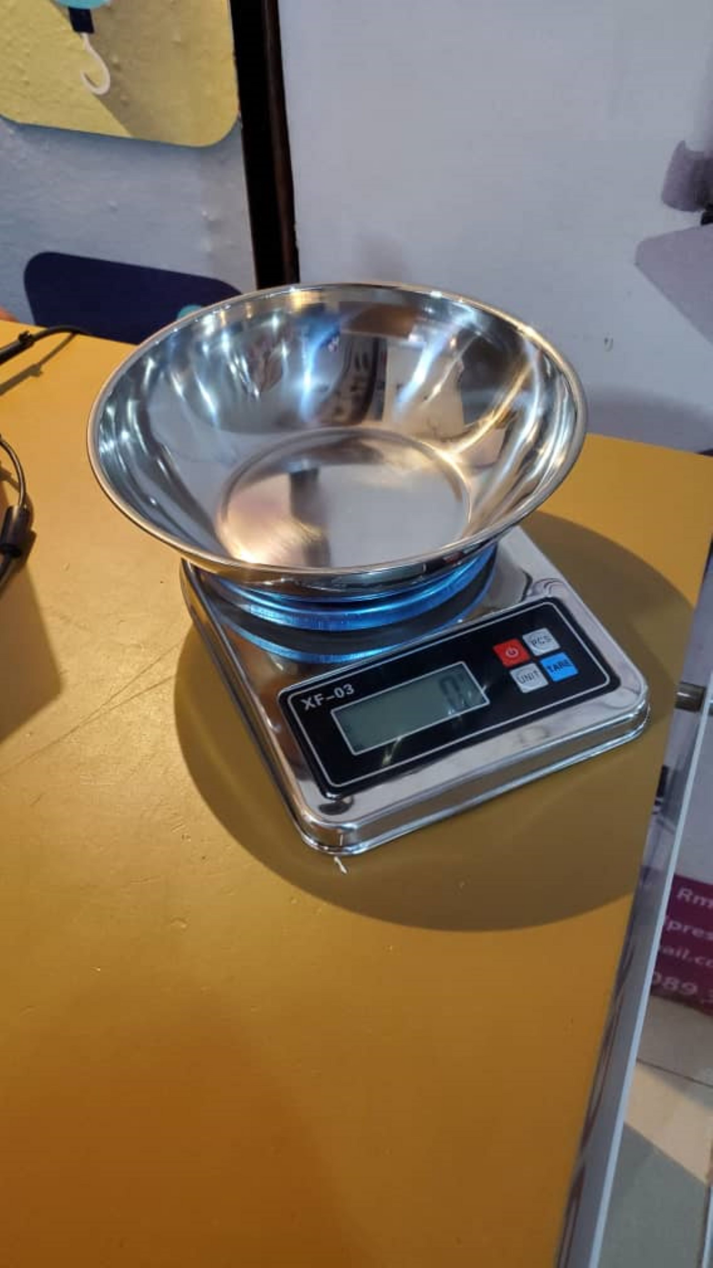 Where to buy Stainless Kitchen Weighing Scale XFO3 in Kampala