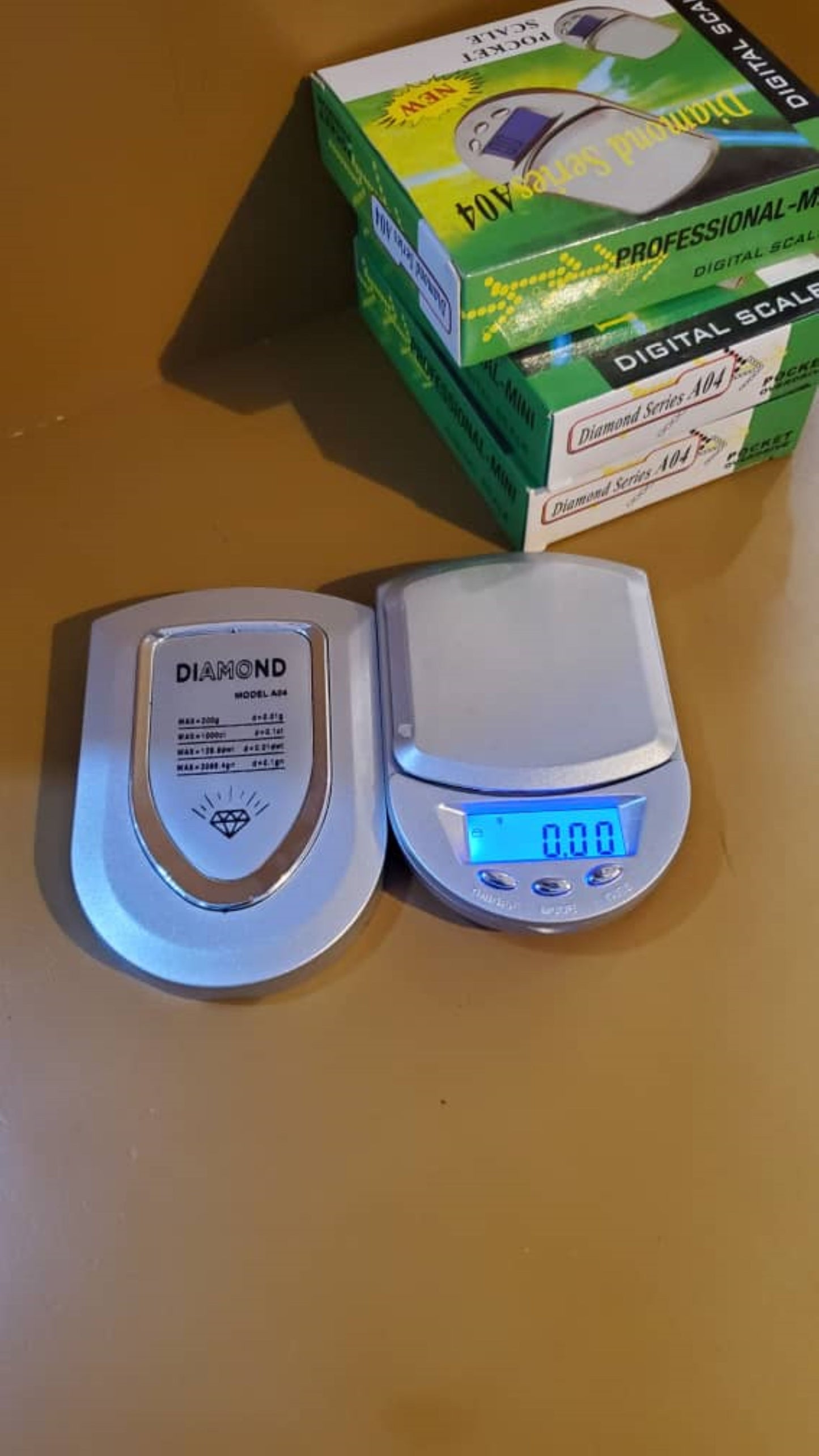 How much is Diamond Series A04 Weighing Scale in Kampala Uganda