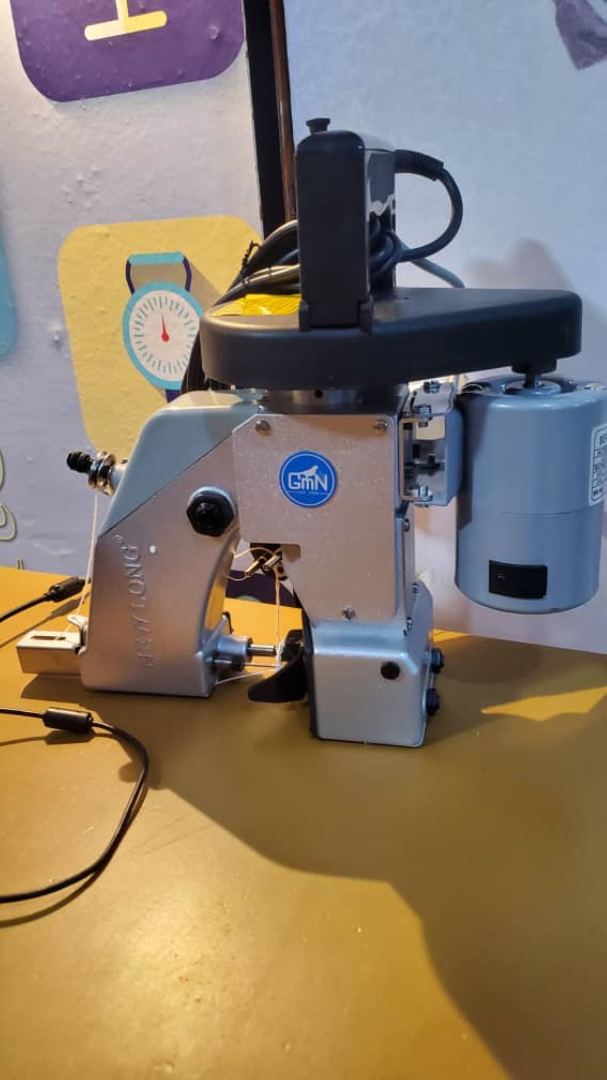 Newlong Portable Bag Closer Sewing Machine for Coffee and Rice Packaging