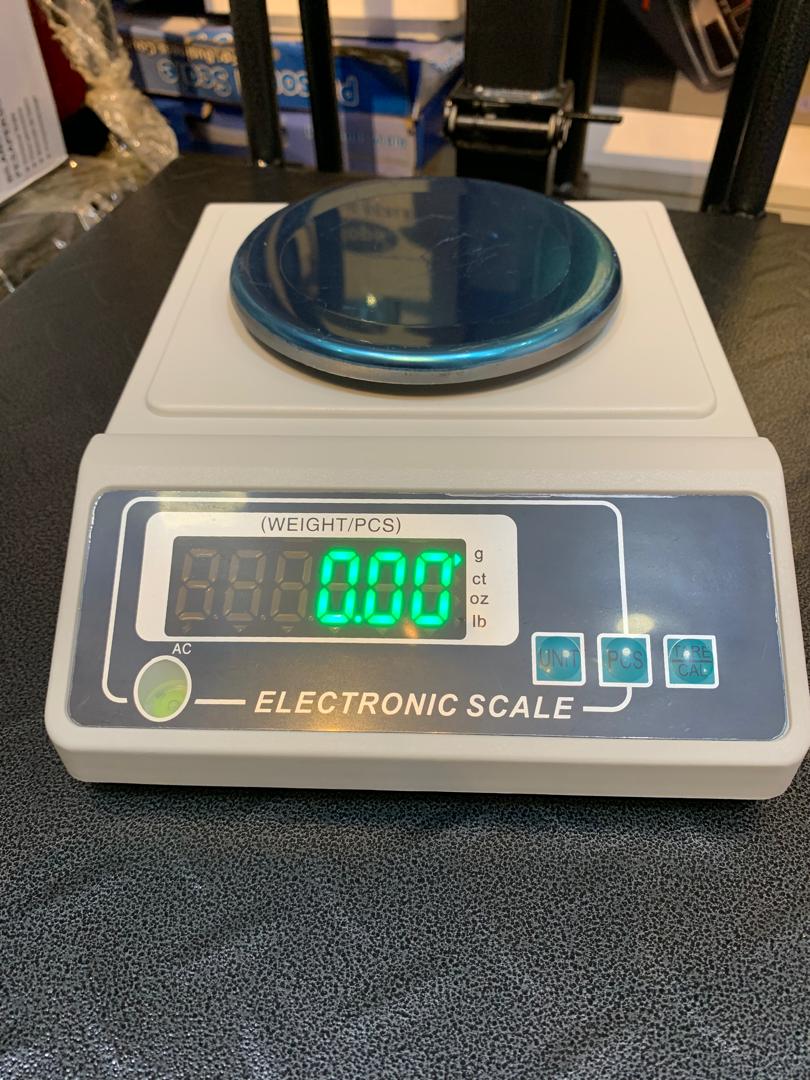 Cost of Precision electronic balance weighing scale in Kampala