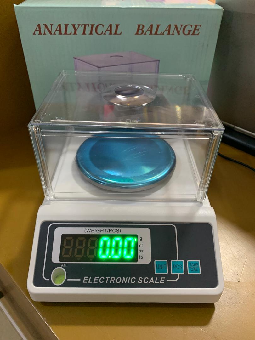 Precision electronic balance weighing scale supplier in Uganda