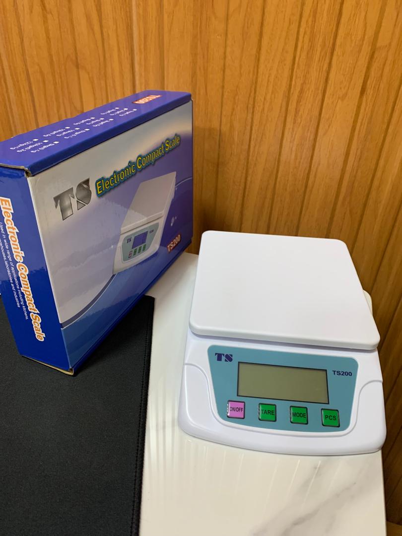 Where to buy a TS 500 Electronic Compact Weighing Scale in Kampala