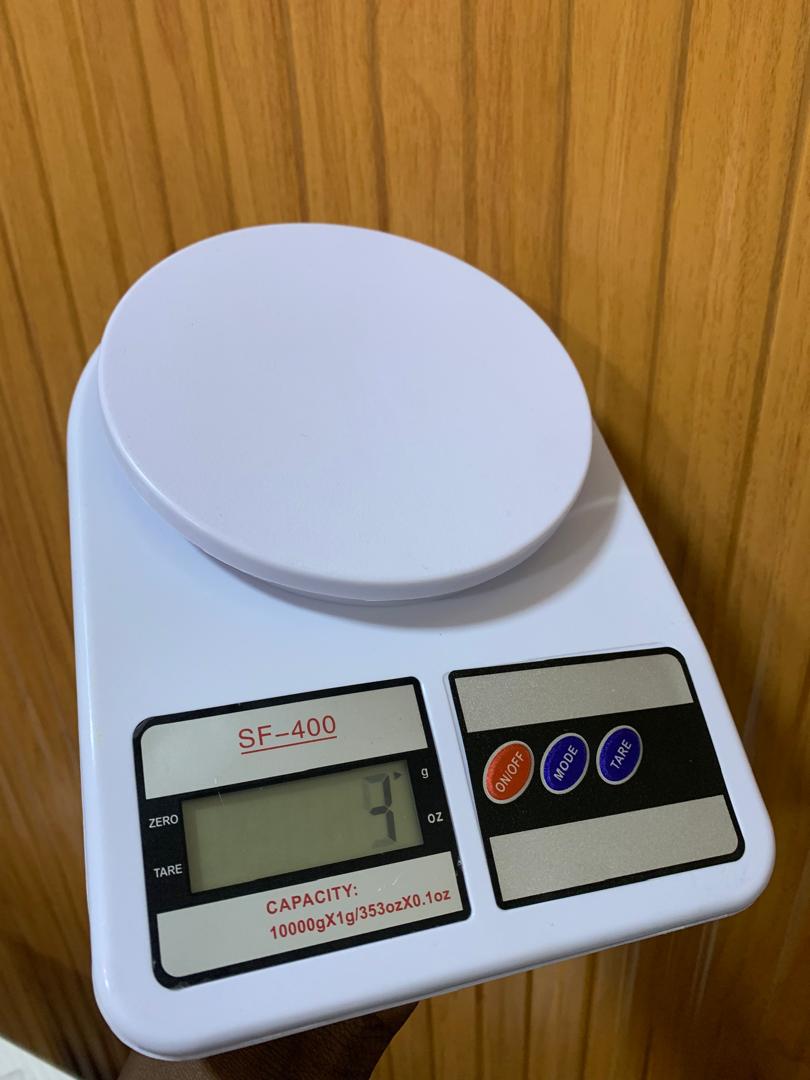 What is the price of SF-400 Electronic Weighing Scale in Uganda