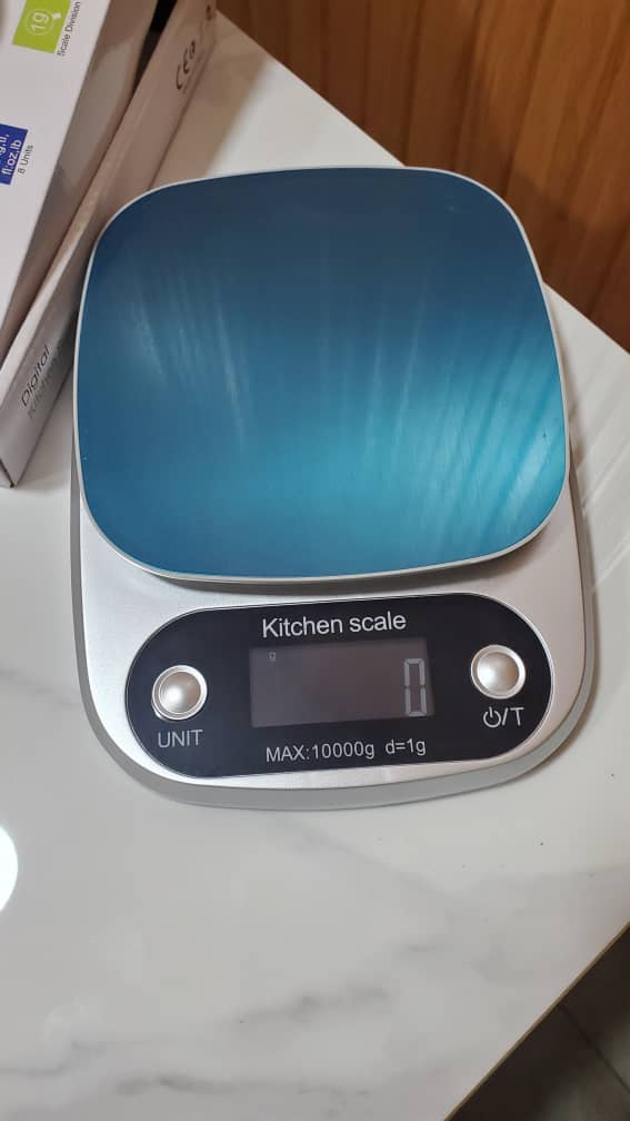 Cost of Digital Kitchen Weighing Scale Silver body in Kampala Uganda