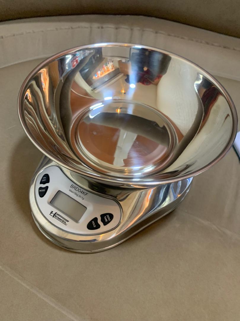 How much is Digital Kitchen Weighing Scale Silver body in Kampala Uganda