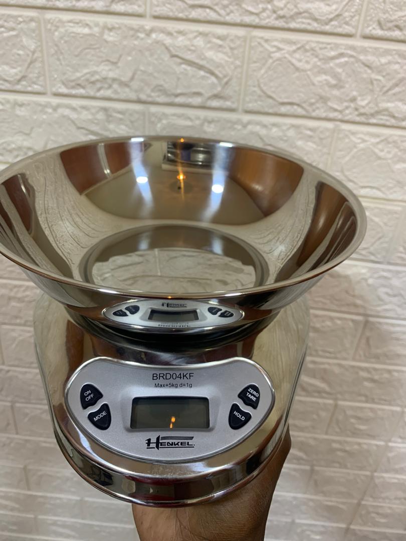 How much is Digital Kitchen Weighing Scale Silver body in Uganda