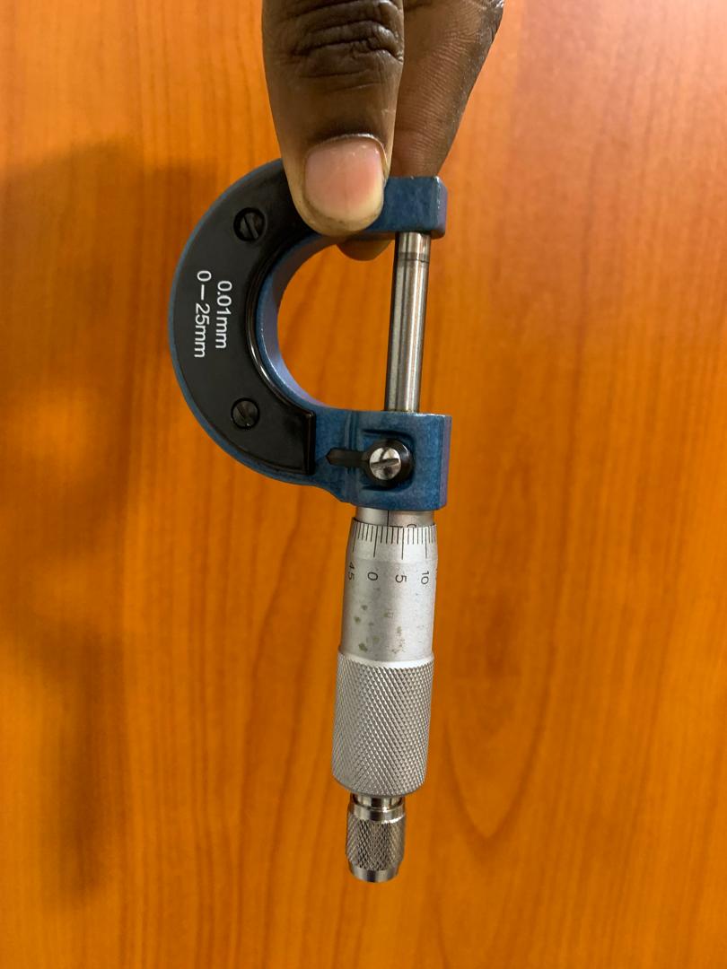 Supplier of Small screw gadge in Uganda