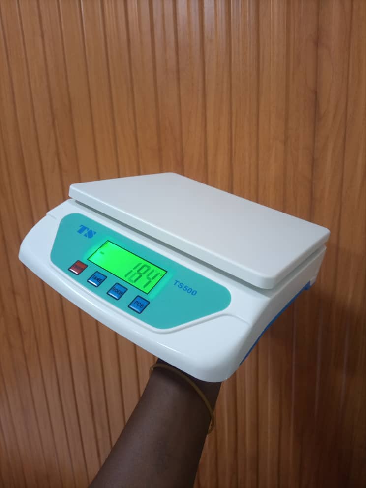 Supplier of a TS 500 Electronic Compact Weighing Scale in Kampala
