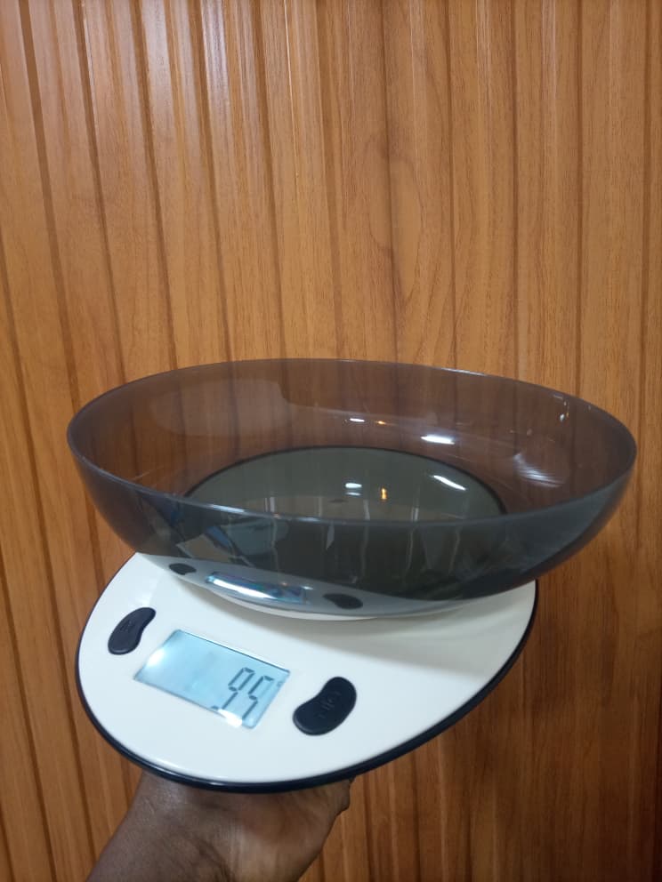 Price of Kitchen Weighing Scale SH-125 brown and white box in Kampala