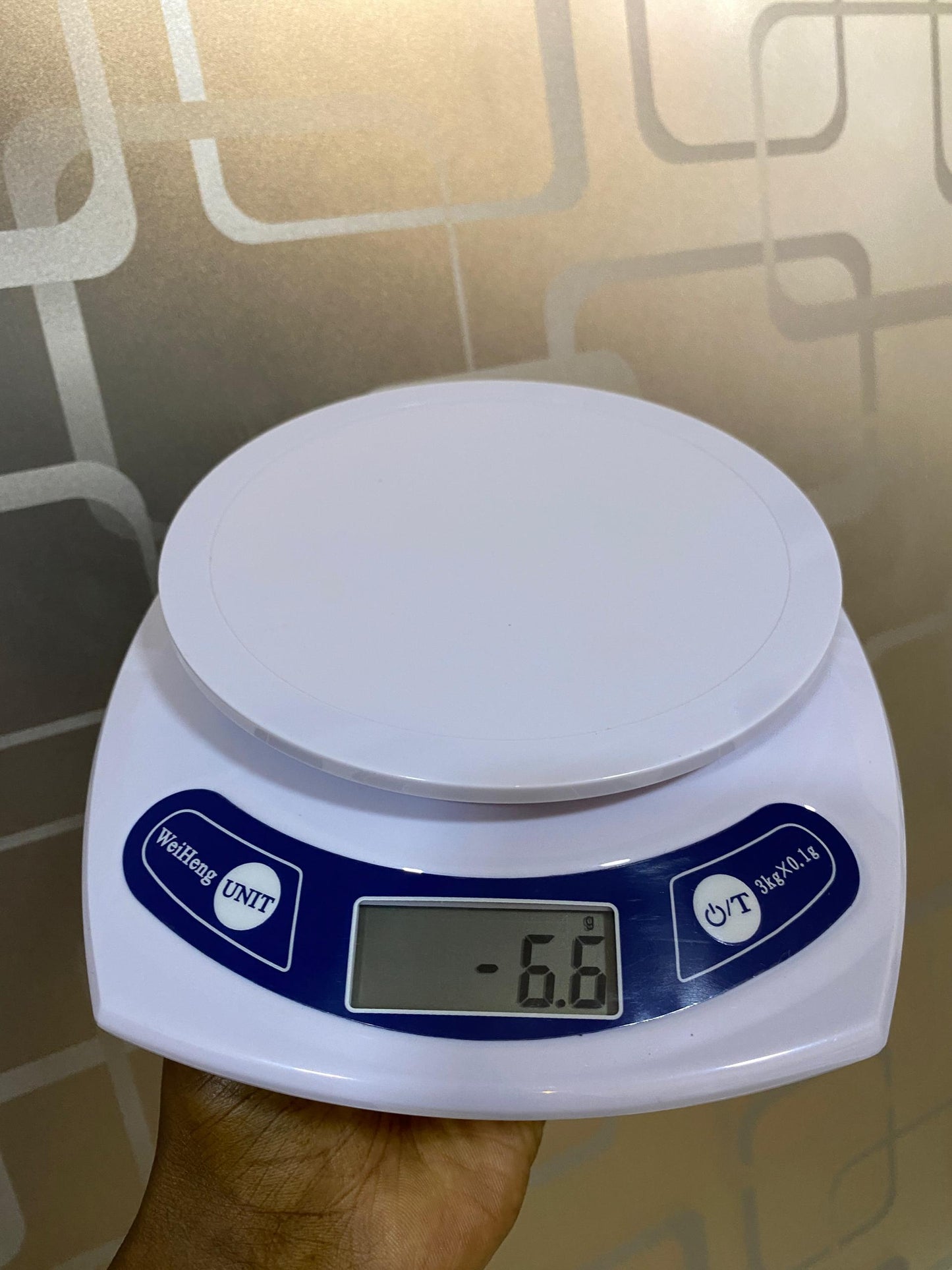 How much are Electronic Kitchen Weighing Scale Marron Box in Kampala Uganda