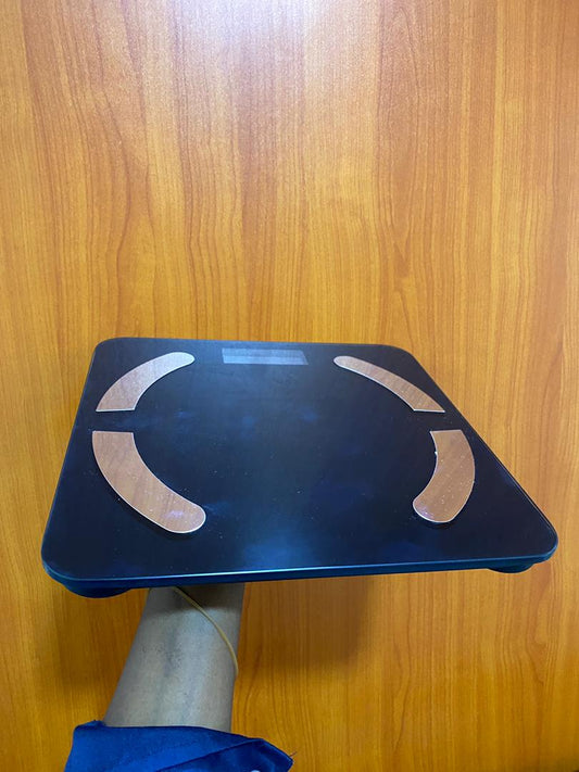 What is the cost of Ondyne personal weighing scale in Kampala